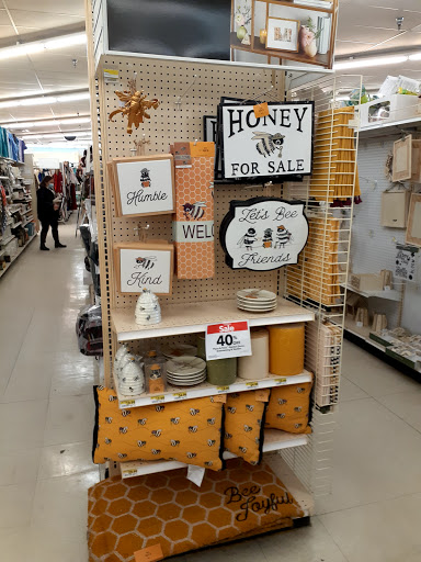 Fabric Store «Jo-Ann Fabrics and Crafts», reviews and photos, 1064 Brighton Ave, Portland, ME 04102, USA