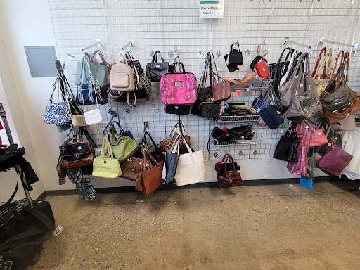 Thrift Store «Goodwill Store & Donation Center», reviews and photos