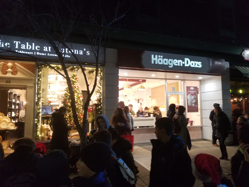 Ice Cream Shop «Häagen-Dazs® Ice Cream Shop», reviews and photos, 22 E Ridgewood Ave, Ridgewood, NJ 07450, USA