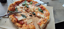 Pizza du Auguste Pizza Millau | Pizzeria Artisanale | Restaurant Local | Circuits courts - n°16