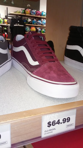 Shoe Store «WSS», reviews and photos, 1125 N Mt Vernon Ave, Colton, CA 92324, USA