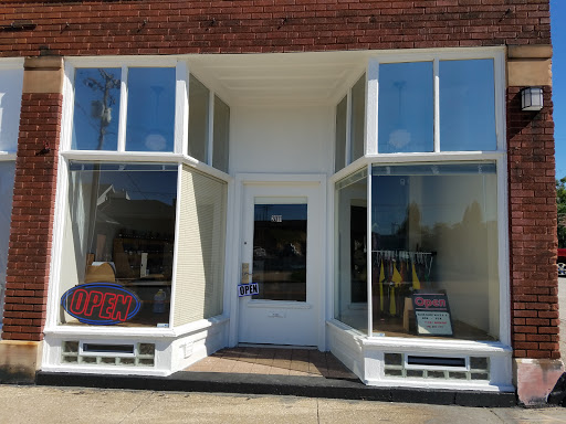 Tobacco Shop «Black Sheep Boutique», reviews and photos, 2011 Carabel Ave, Lakewood, OH 44107, USA