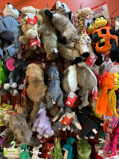 Pet Supply Store «Goin To the Dogs & Cats Pet», reviews and photos, 814 Wellman Ave NE, Huntsville, AL 35801, USA