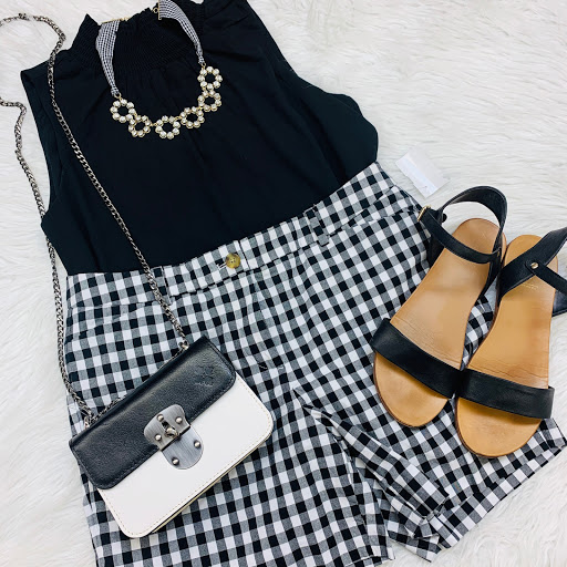 Used Clothing Store «Clothes Mentor», reviews and photos, 2701 N Mall Dr, Virginia Beach, VA 23452, USA