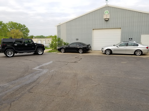 Chris' car care en Fort Atkinson