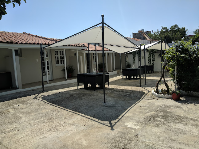 Hidden Garden Studios - Σκιάθος