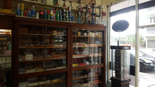 Tobacco Shop «Collins Tobacco», reviews and photos, 2611 Collins Ave, Miami Beach, FL 33140, USA