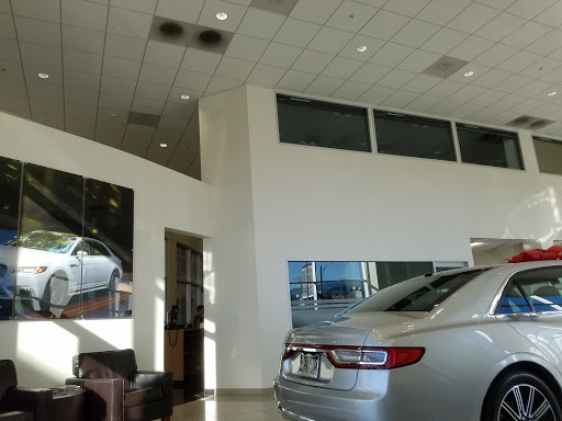 Car Dealer «Star Ford Lincoln», reviews and photos, 1101 S Brand Blvd, Glendale, CA 91204, USA