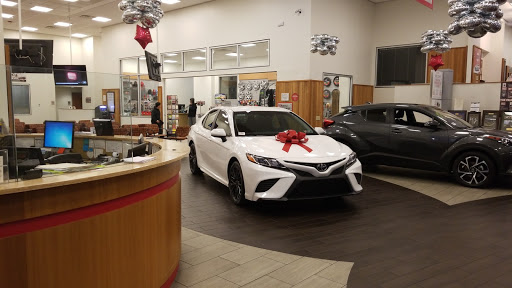 Toyota Dealer «Central City Toyota», reviews and photos, 4800 Chestnut St, Philadelphia, PA 19139, USA