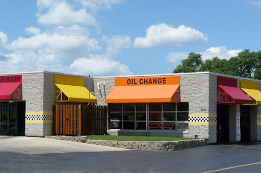 Scrub-A-Dub Car Wash & Oil Change en Racine