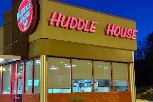 Huddle House image