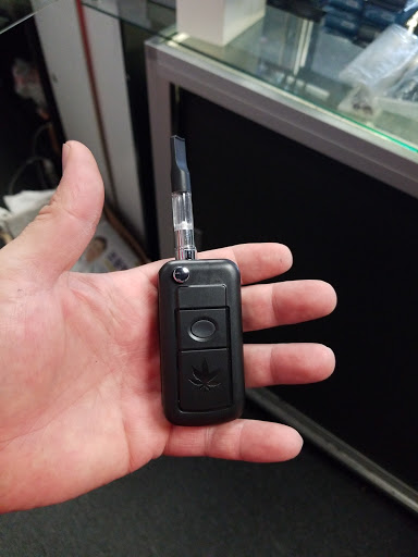 Tobacco Shop «THE GREENMILE VAPE & SMOKE SHOP», reviews and photos, 2014 W Bullard Ave, Fresno, CA 93711, USA