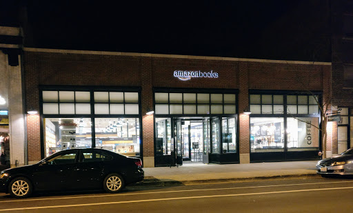 Book Store «Amazon Books», reviews and photos, 3441 N Southport Ave, Chicago, IL 60657, USA