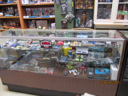 Collectibles store Concord