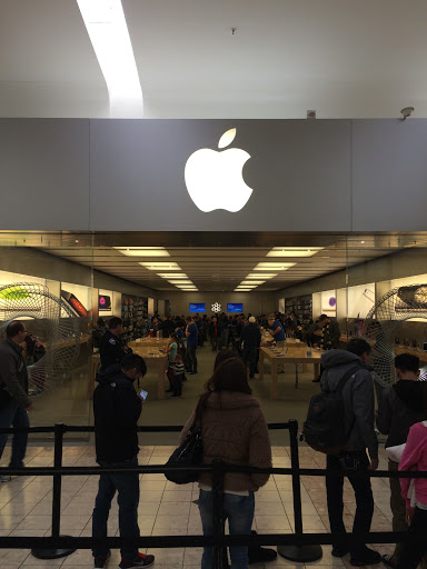 Computer Store «Apple Southcenter», reviews and photos, 801 Southcenter Mall, Tukwila, WA 98188, USA