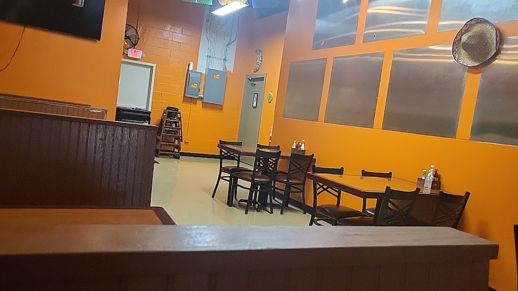 Los 3 Garcia Taqueria 35810
