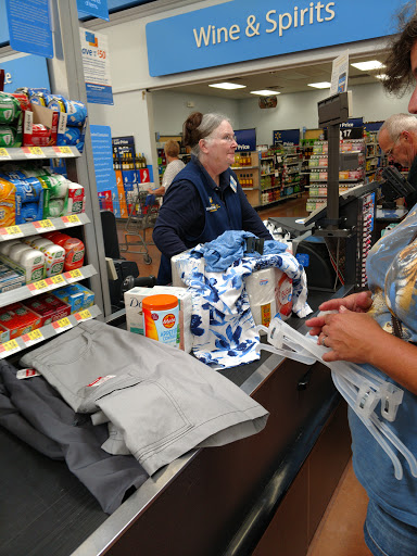 Department Store «Walmart Supercenter», reviews and photos, 534 S Duff Ave, Ames, IA 50010, USA