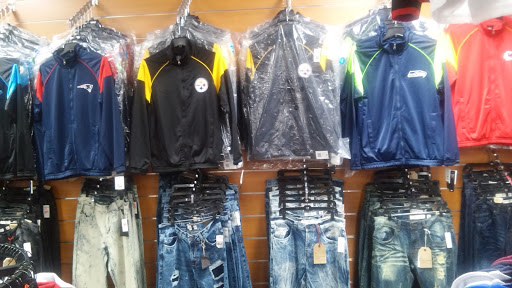 Shopping Mall «Marketplace Mall», reviews and photos, 2101 Peters Creek Pkwy, Winston-Salem, NC 27127, USA