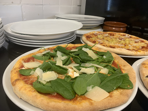 Pizzeria di Larissa en Mistelbach