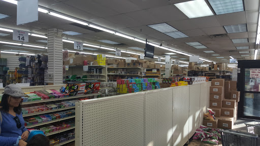 Dollar Store «One Dollar Zone», reviews and photos, 2500 Central Park Ave, Yonkers, NY 10710, USA