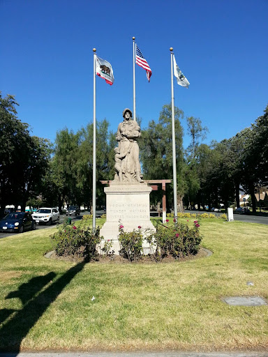 Monument «Monument 