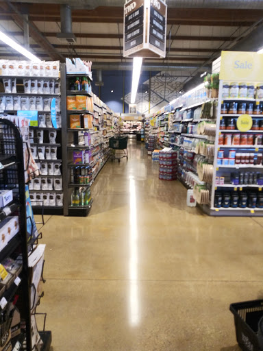 Grocery Store «Whole Foods Market», reviews and photos, 21347 Ventura Blvd, Woodland Hills, CA 91364, USA