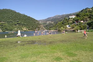 Parque Fluvial de Porto de Rei image