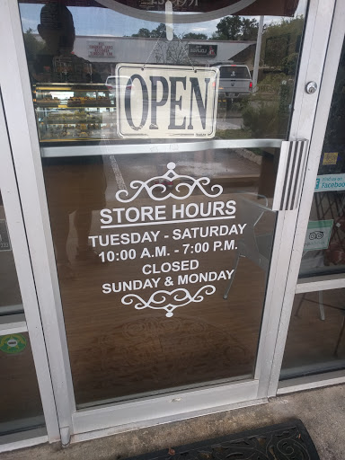 Pastry Shop «Au Peche Mignon», reviews and photos, 1415 Timberlane Rd, Tallahassee, FL 32312, USA