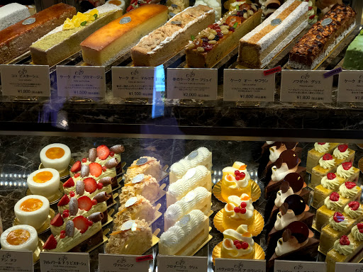 French pastry shops Tokyo