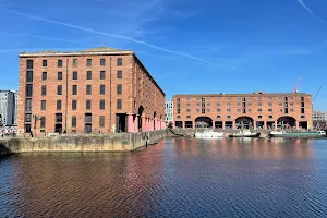 Waterfront Royal Albert Dock image