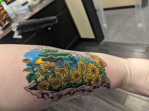 Demon Ink Tattoo, 8750 SW Citizens Dr, Wilsonville, OR 97070, USA, 