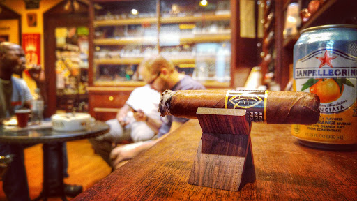 Tobacco Shop «Old Virginia Tobacco Company», reviews and photos, 1100 S Hayes St, Arlington, VA 22202, USA