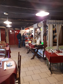 Atmosphère du Restaurant français Auberge des Cerfs de Kerfulus à Cléguérec - n°1