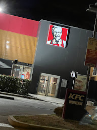 Photo n°95 de KFC Lyon Porte Des Alpes à Bron ()