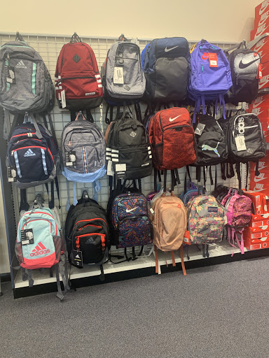 Shoe Store «Rack Room Shoes», reviews and photos, 1985 E Main St #1, Spartanburg, SC 29307, USA