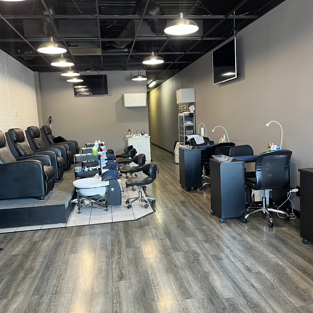 Chisel Nail Salon for Men 63376