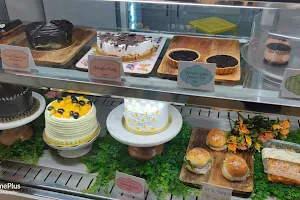Easy Celebrations | Best Online Cake Delivery in Indira Nagar Lucknow image