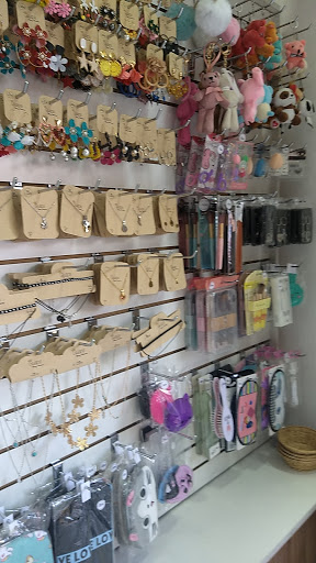 Guapa Clothing and Accessories Arequipa