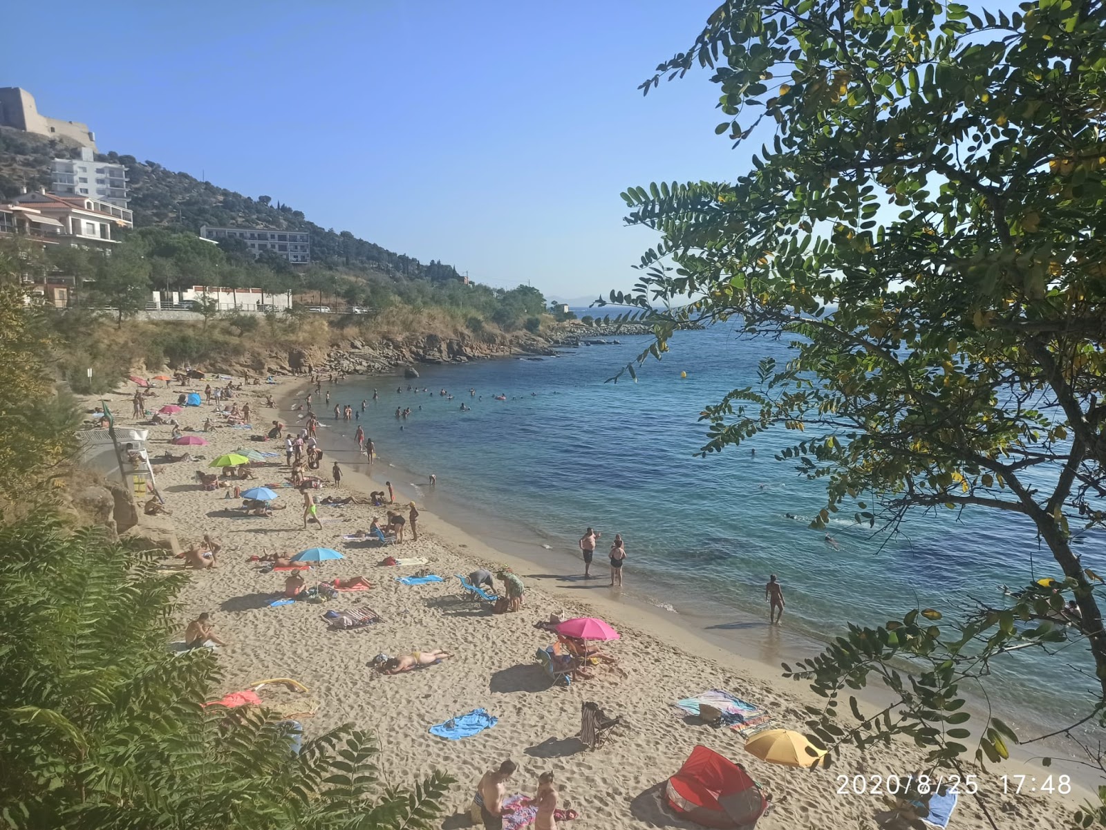 Foto van Platja Dels Palangrers met helder fijn zand oppervlakte