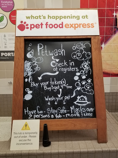 Pet Supply Store «Pet Food Express», reviews and photos, 656 Town Center Dr, Oxnard, CA 93036, USA