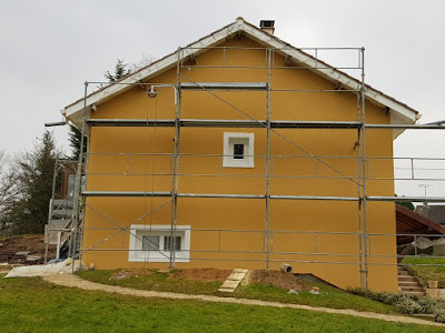 Welty Rénovation - Couvreur Ravalement De Façade Peinture Nettoyage de toiture Pose Velux Gouttière Réparation Toiture Tuiles à Louhans