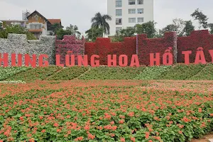 Ho Tay Flower Garden image