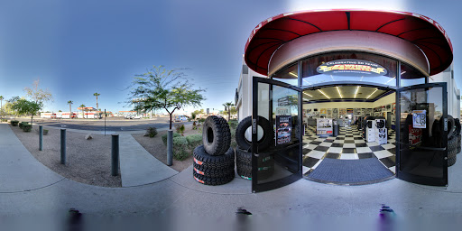 Truck Accessories Store «4 Wheel Parts Performance Center - Mesa, AZ», reviews and photos, 420 S Country Club Dr, Mesa, AZ 85210, USA