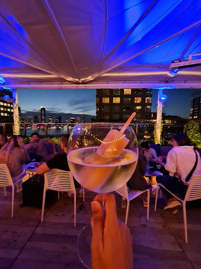 Loopy Doopy Rooftop Bar - 102 North End Ave, New York, NY 10282