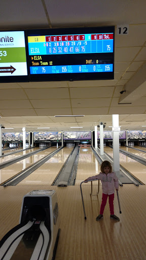 Bowling Alley «Perry Park Lanes», reviews and photos, 9600 Perry Hwy, Pittsburgh, PA 15237, USA