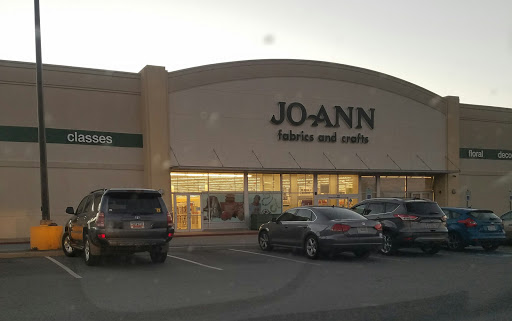 Fabric Store «Jo-Ann Fabrics and Crafts», reviews and photos, 660 Spartan Blvd, Spartanburg, SC 29301, USA