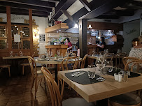 Atmosphère du Restaurant de spécialités alsaciennes Le Cellier à Mulhouse - n°1