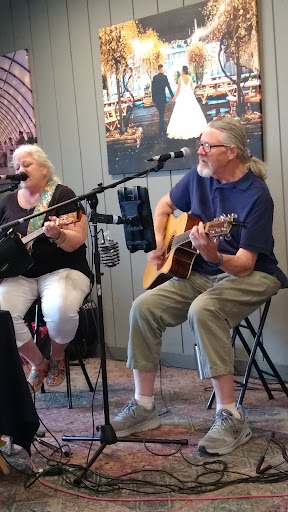 Vineyard «Anderson vineyard & Winery Inc», reviews and photos, 430 US-6, Valparaiso, IN 46383, USA