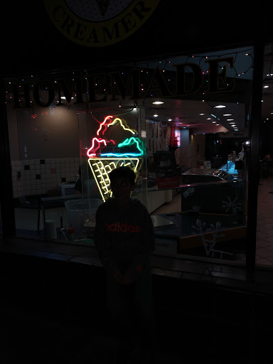 Ice Cream Shop «Marble Slab Creamery», reviews and photos, 14 Biltmore Ave, Asheville, NC 28801, USA