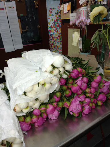 Florist «Valley Flower Company», reviews and photos, 93 Gates St, White River Junction, VT 05001, USA